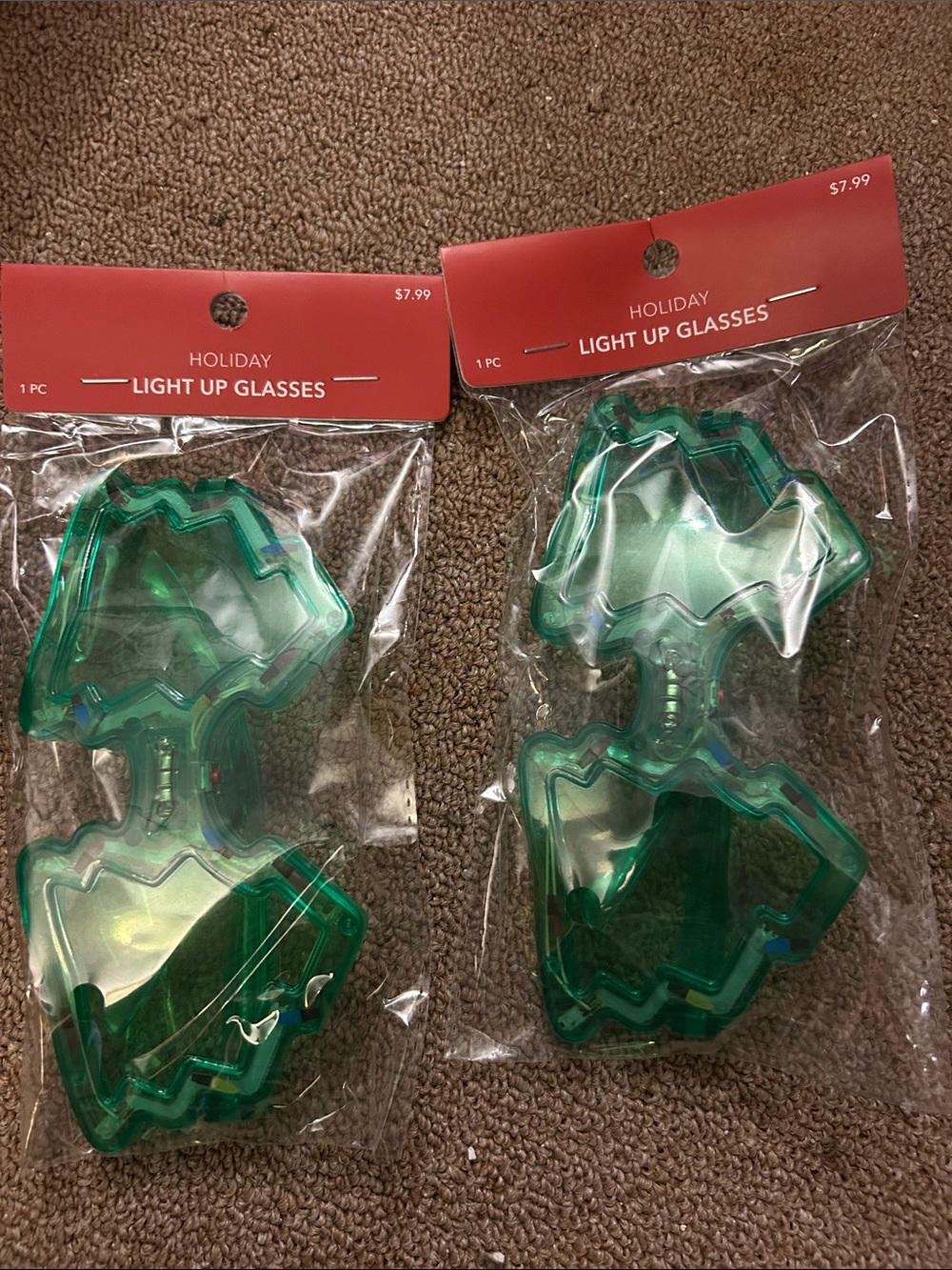 Amscan Green Holiday Light-Up Glasses Set